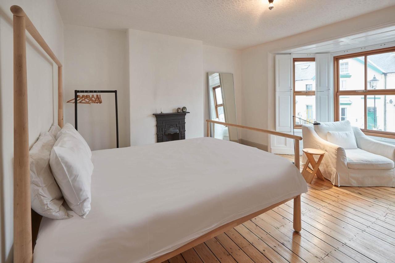 סולטברן-ביי-דה-סי Host & Stay - Emerald Residence מראה חיצוני תמונה